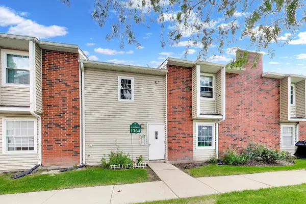 1364 E Wyndham Circle #103, Palatine, IL 60074