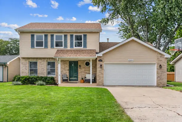 6114 1/2 Leonard Avenue, Downers Grove, IL 60515