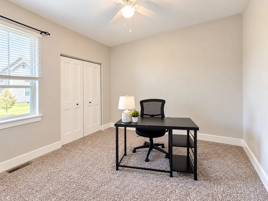3044 Mary Leigh Drive, Bettendorf, IA 52722 - #3
