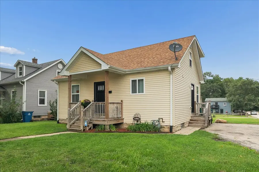 1611 E Washington Street, Joliet, IL 60433 - #2