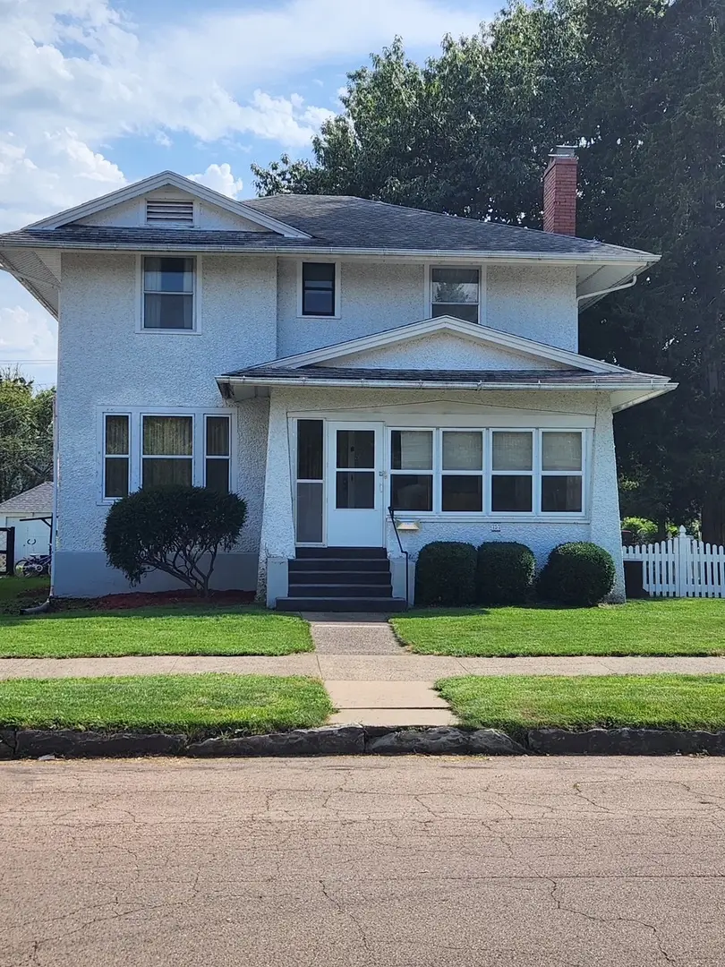 757 4th Avenue, Clinton, IA 52732 - #1