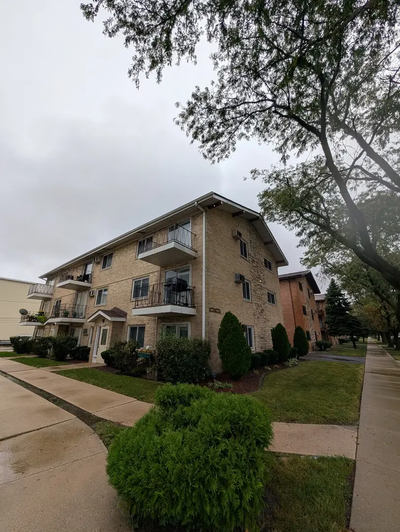 6025 W 64th Place, Chicago, IL 60638 - #1