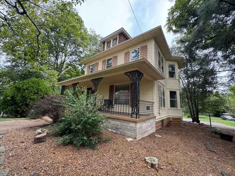 146 N Washington Street, Du Quoin No 11, IL 62832 - #2