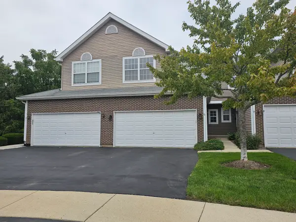 6 Grandview Court, Algonquin, IL 60102