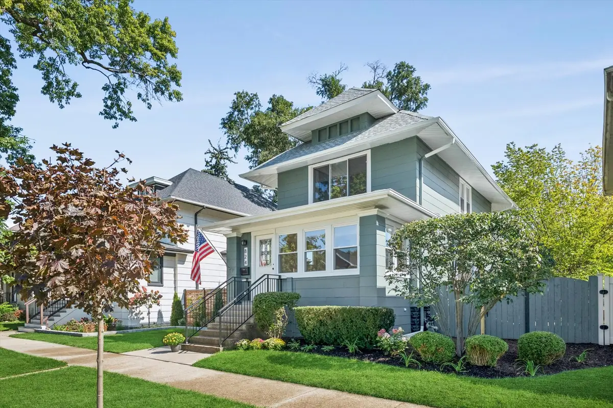 824 Lathrop Avenue, Forest Park, IL 60130 - #1