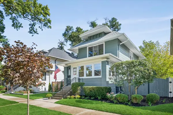 824 Lathrop Avenue, Forest Park, IL 60130