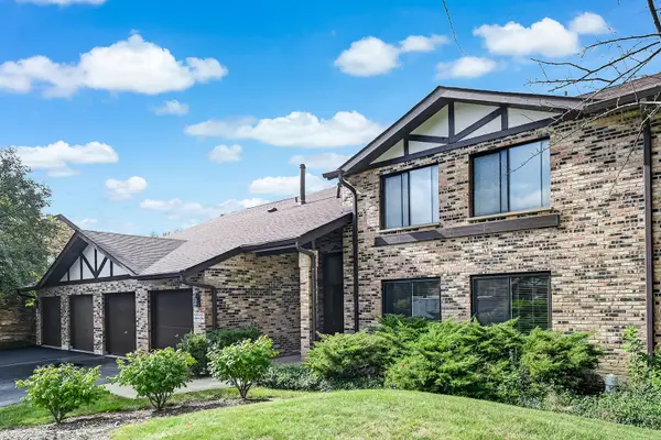 6262 Trinity Drive #1B, Lisle, IL 60532