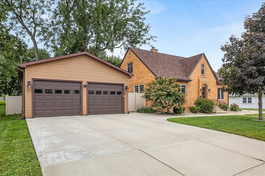 405 W Bluff Street, Streator, IL 61364 - #3