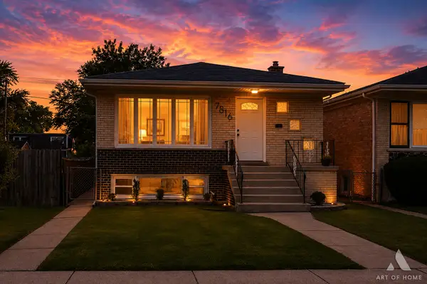 7816 Latrobe Avenue, Burbank, IL 60459