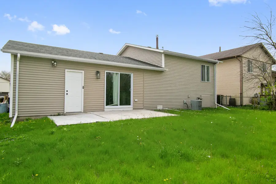 18200 Fountainbleau Drive, Hazel Crest, IL 60429 - #2