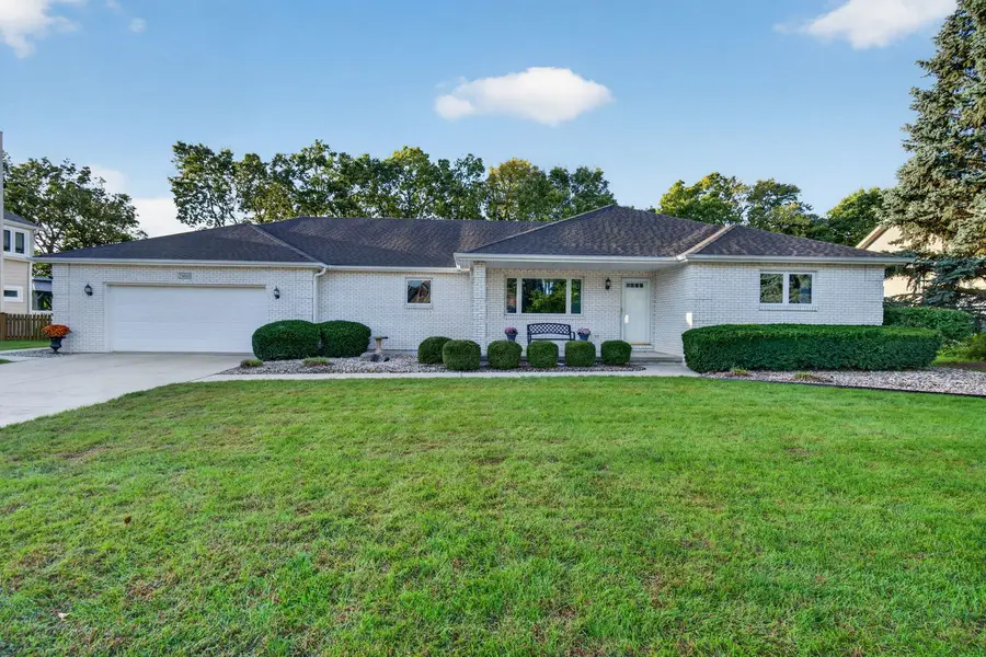 25053 W Mcmillin Drive, Channahon, IL 60410 - #2