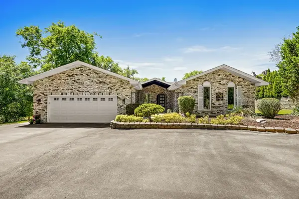 11S056 Madison Street, Burr Ridge, IL 60527