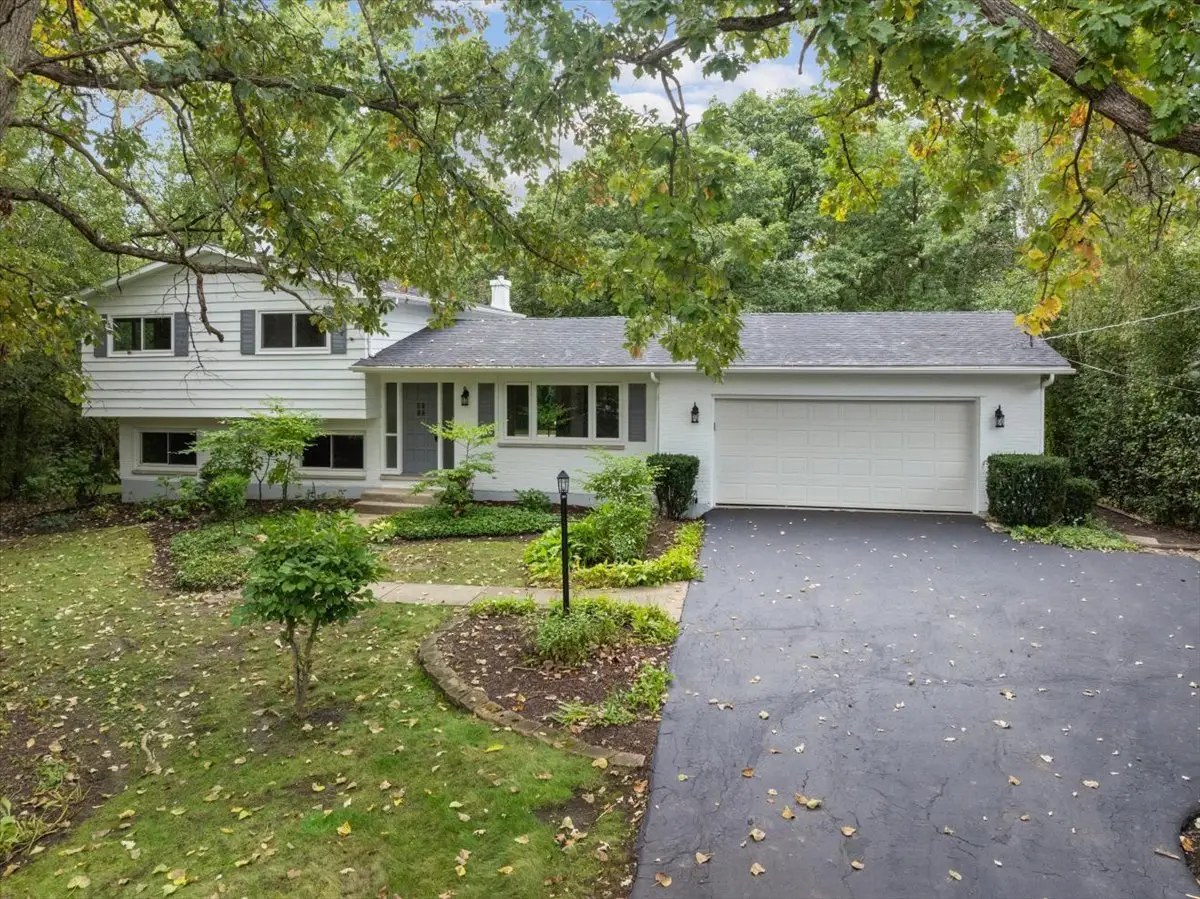 26890 N Longwood Road, Lake Forest, IL 60045 - #1