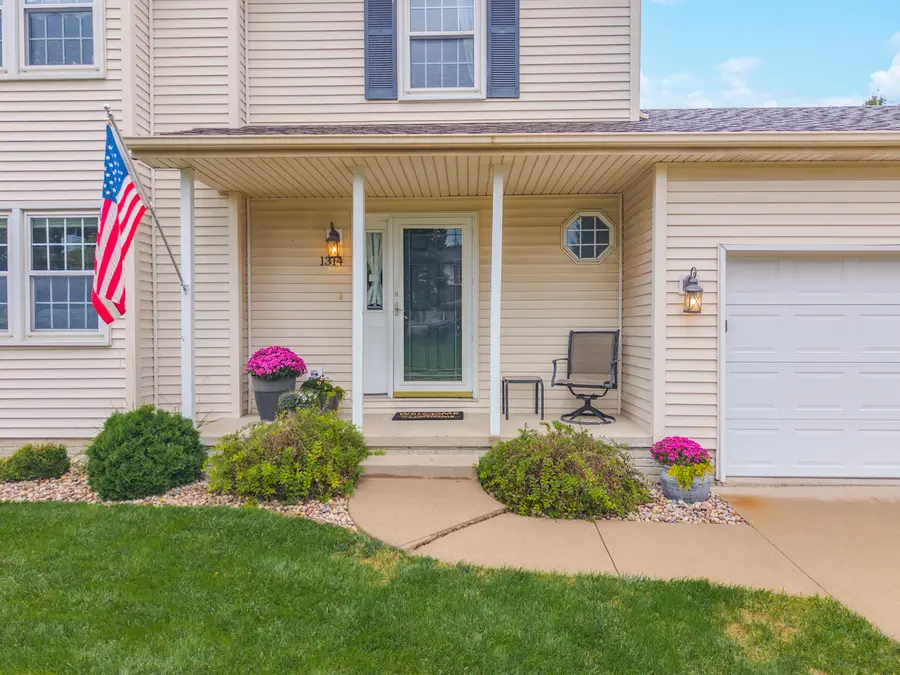 1314 Courtland Avenue, Normal, IL 61761 - #2