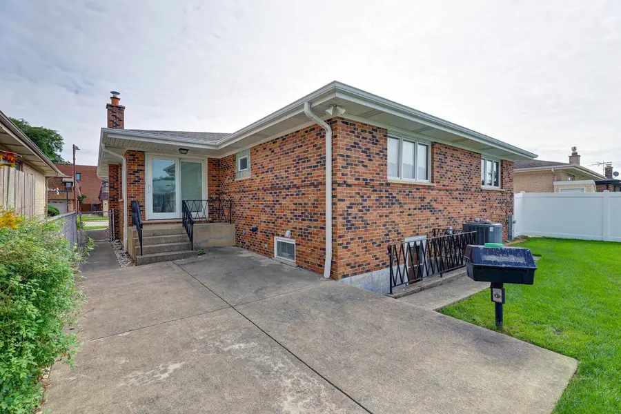 4734 N Maria Court, Chicago, IL 60656 - #3