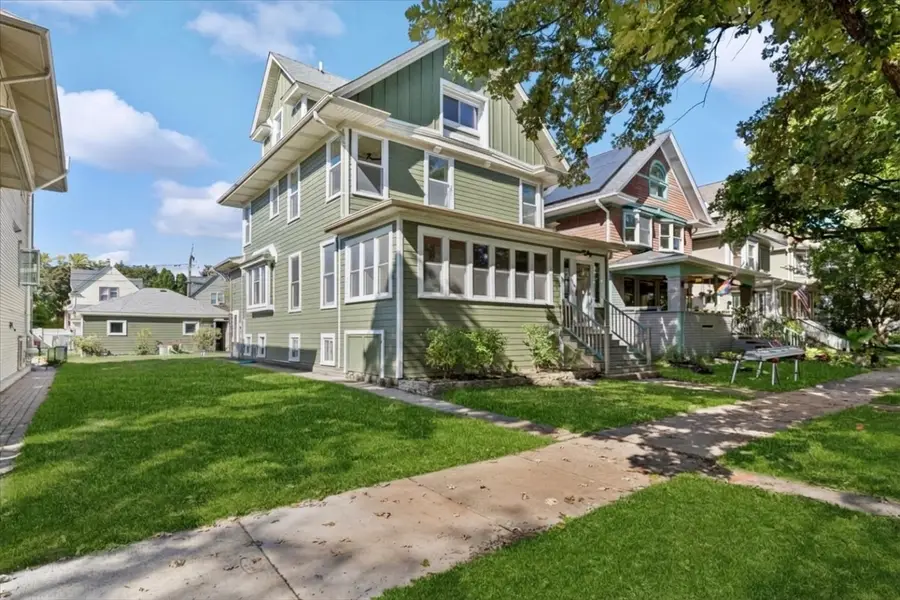 Address Withheld By Seller, Oak Park, IL 60304 - #2