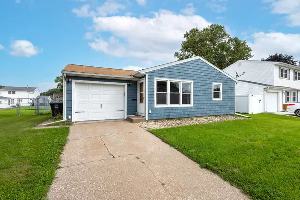 4737 19th Avenue, Moline, IL 61265