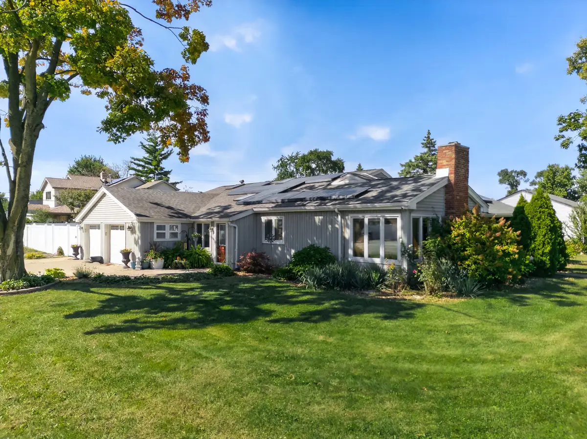 11258 S Oak Park Avenue, Worth, IL 60482 - #1
