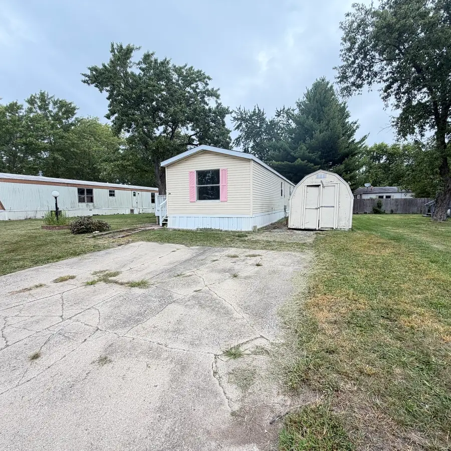 29 Pulaski Street, Mahomet, IL 61853 - #2