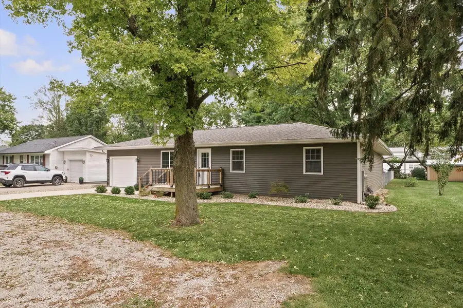 414 S Washington Street, Cerro Gordo, IL 61818 - #3