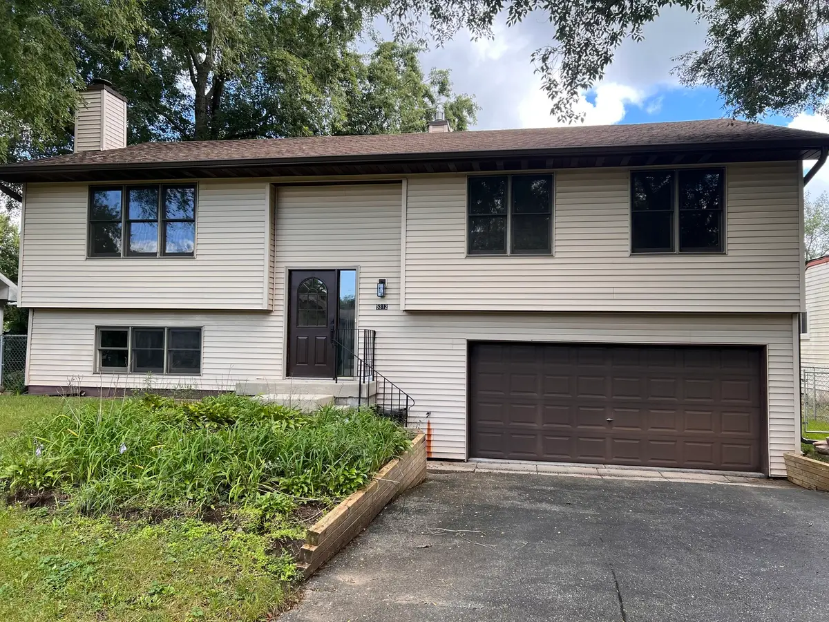 5312 W Lake Shore Drive W, Oakwood Hills, IL 60013 - #1