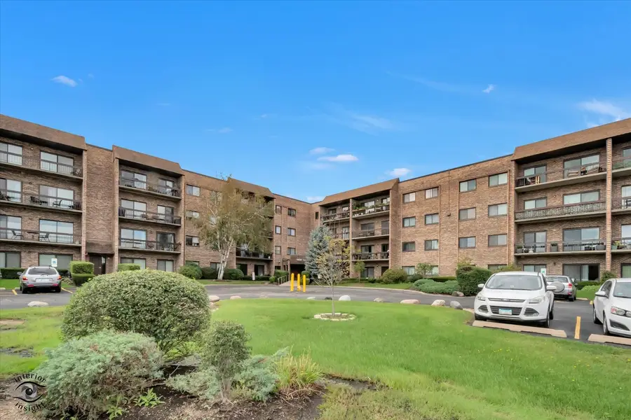 1400 N Elmhurst Road #119, Mount Prospect, IL 60056 - #2