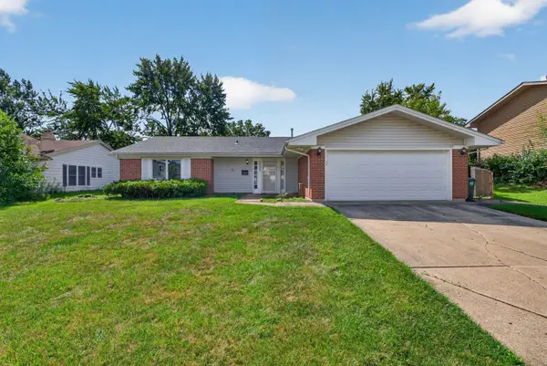 1025 Mayfield Lane, Hoffman Estates, IL 60169