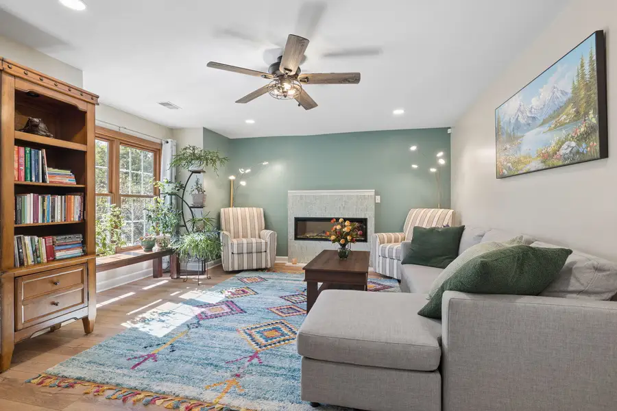 1523 Orchard Circle, Naperville, IL 60565 - #3