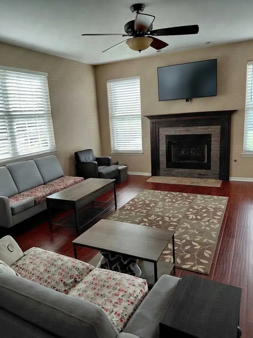 9411 Fountain Point Circle, Darien, IL 60561 - #2