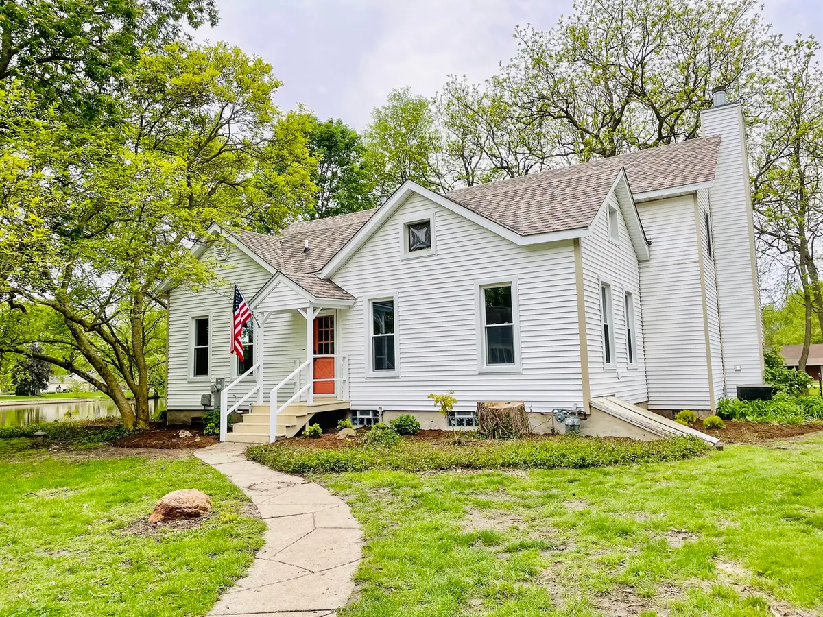 12002 E Metcalf Avenue, Momence, IL 60954 - #1