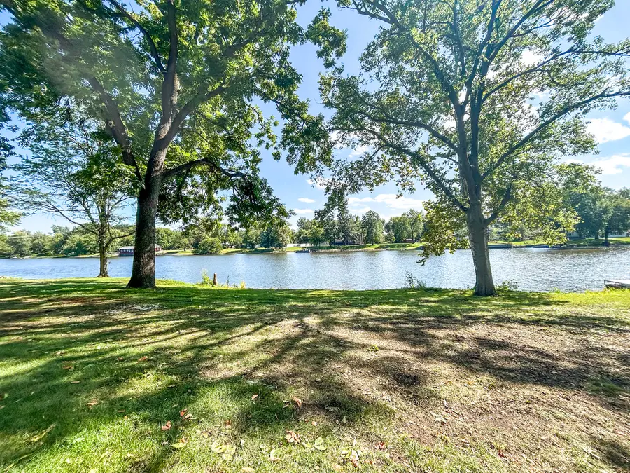12002 E Metcalf Avenue, Momence, IL 60954 - #2