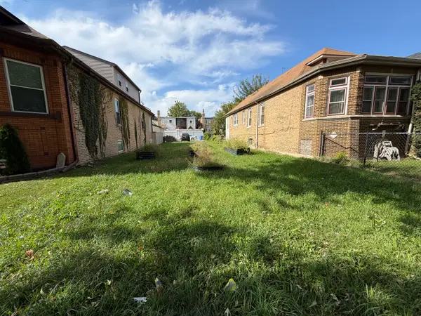 9036 S Racine Avenue, Chicago, IL 60620