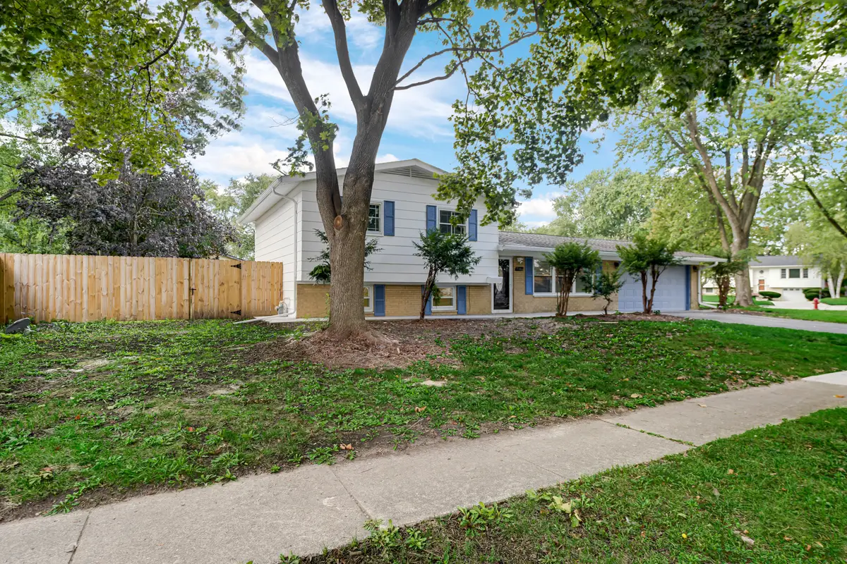7180 Edgebrook Lane, Hanover Park, IL 60133 - #1