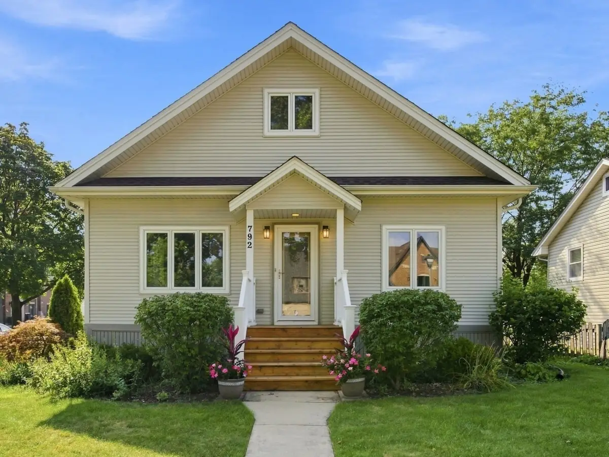792 N Kenilworth Avenue, Elmhurst, IL 60126 - #1
