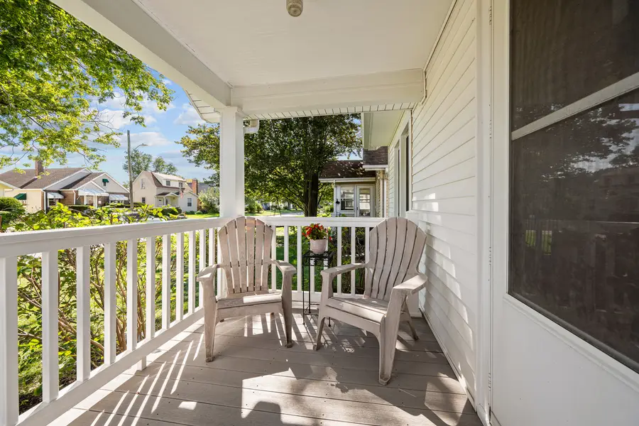 2321 30th Street, Moline, IL 61265 - #3