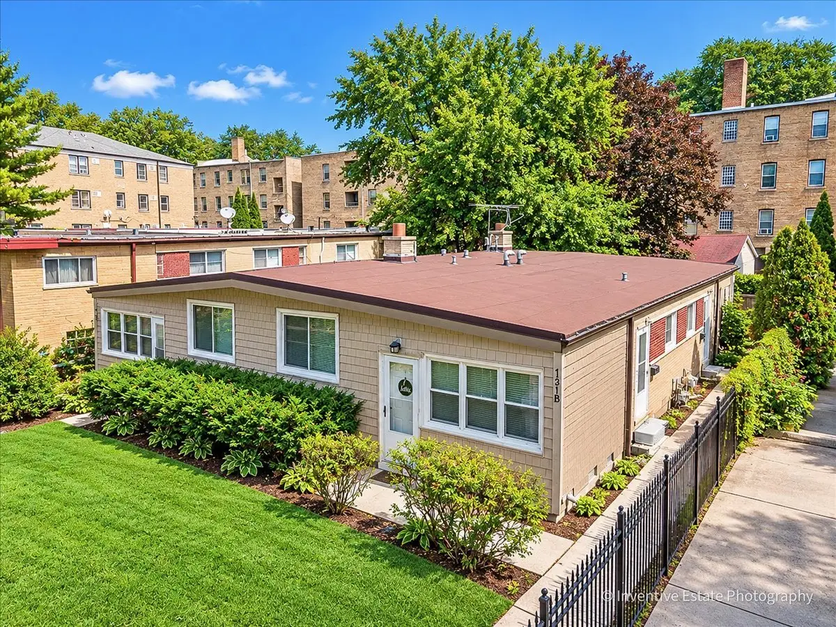 131 Callan Avenue, Evanston, IL 60202 - #1