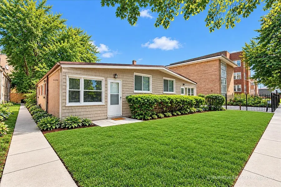 131 Callan Avenue, Evanston, IL 60202 - #3