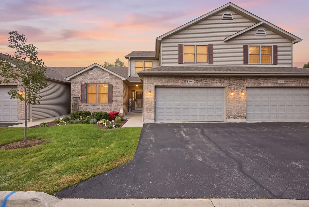 1442 Ridge Drive, Sycamore, IL 60178 - #1