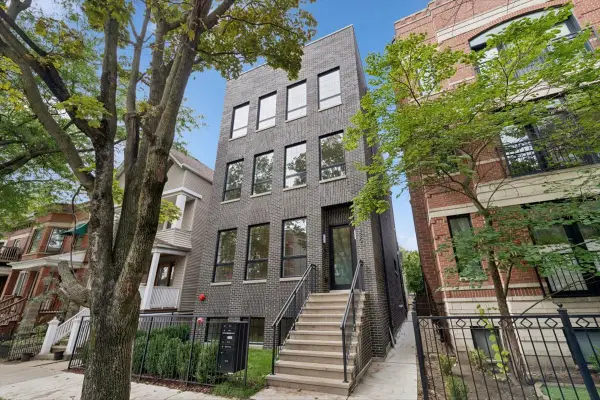 3820 N Damen Avenue #1, Chicago, IL 60618
