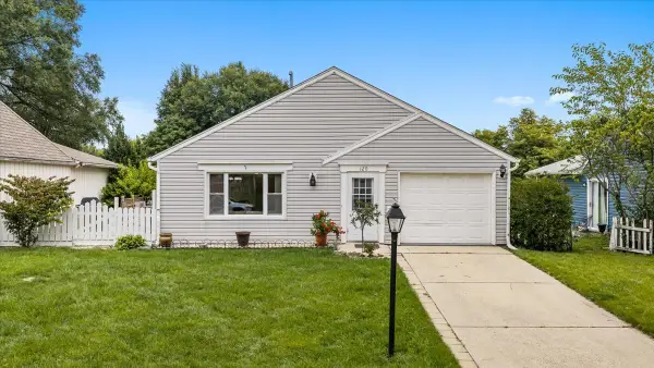 120 Braeburn Road, Montgomery, IL 60538