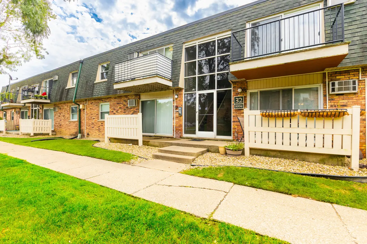9994 S 84th Terrace #310, Palos Hills, IL 60465 - #1