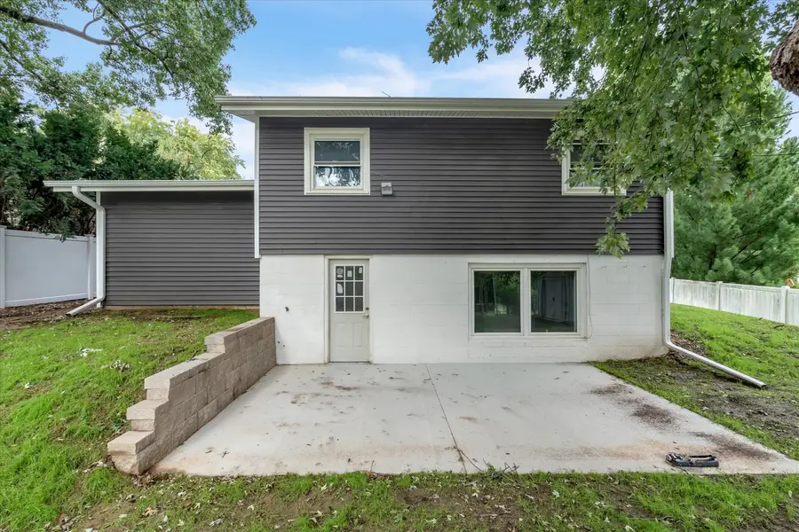 1415 Fairlane Drive, Bettendorf, IA 52722 - #2