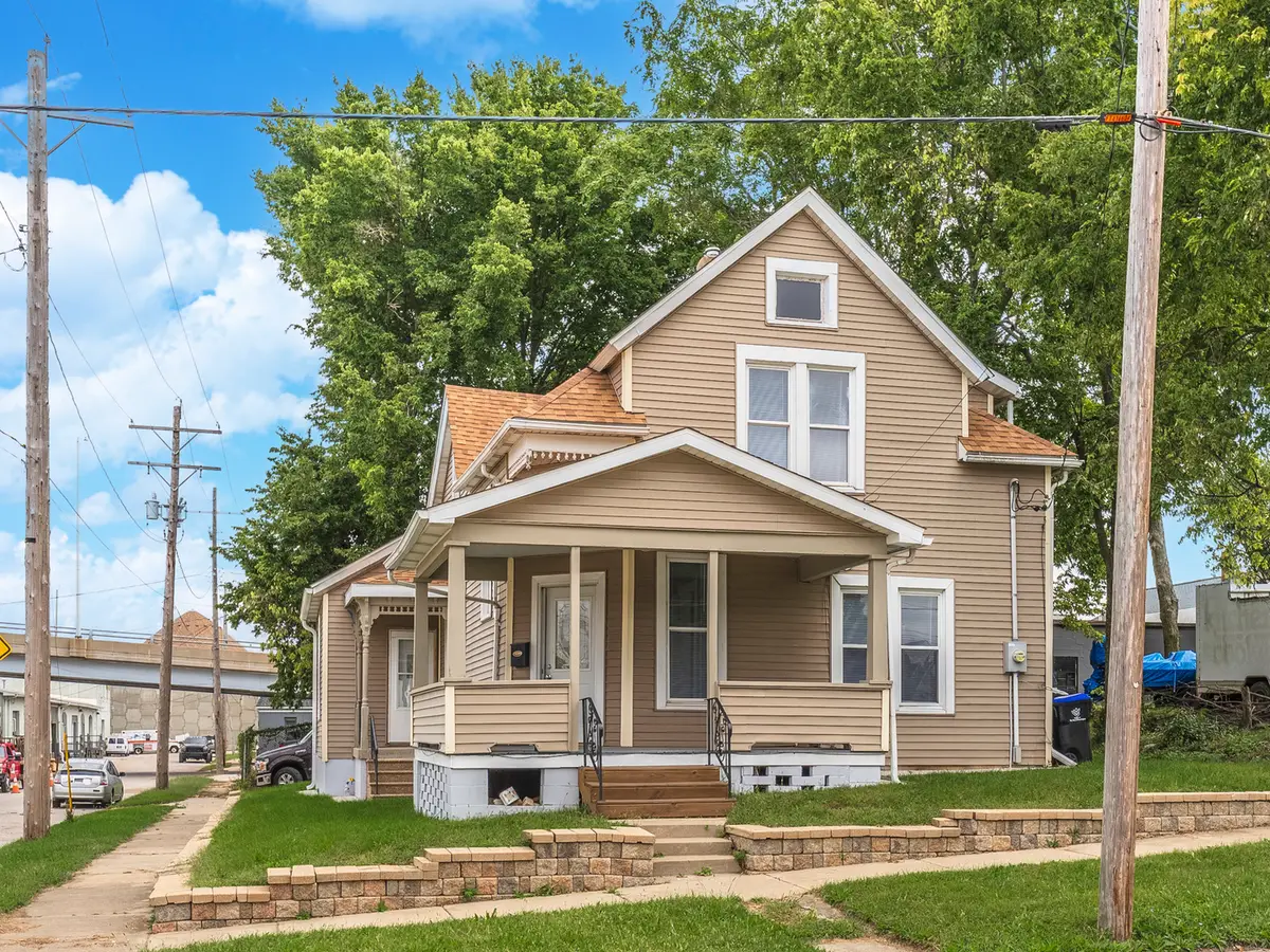 502 S Madison Street, Bloomington, IL 61701 - #1