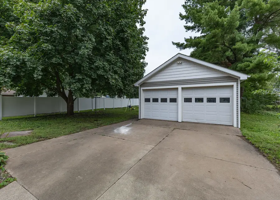 545 E Exchange Street, Geneseo, IL 61254 - #3
