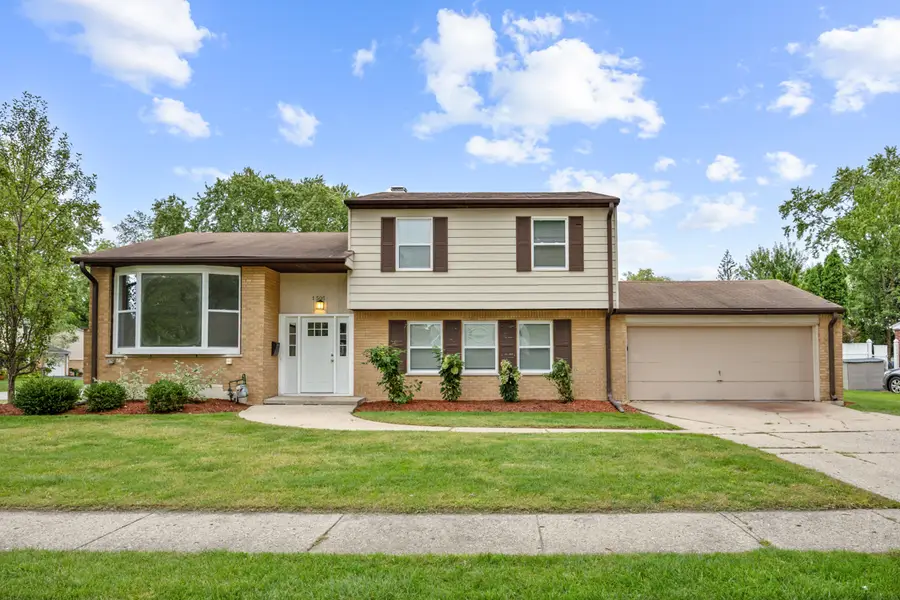 1505 E Michele Drive, Palatine, IL 60074 - #2