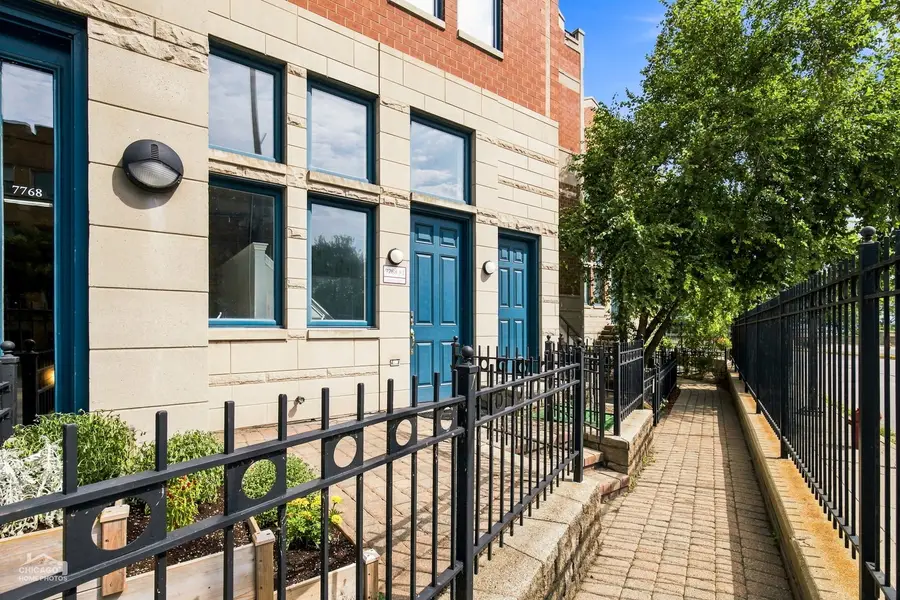 7768 N Sheridan Road #1, Chicago, IL 60626 - #3