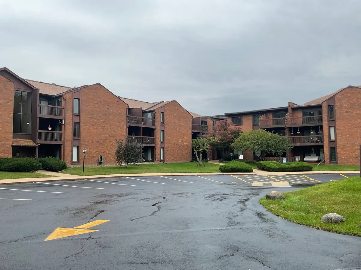2929 Sunnyside Drive #127B, Rockford, IL 61114 - #1