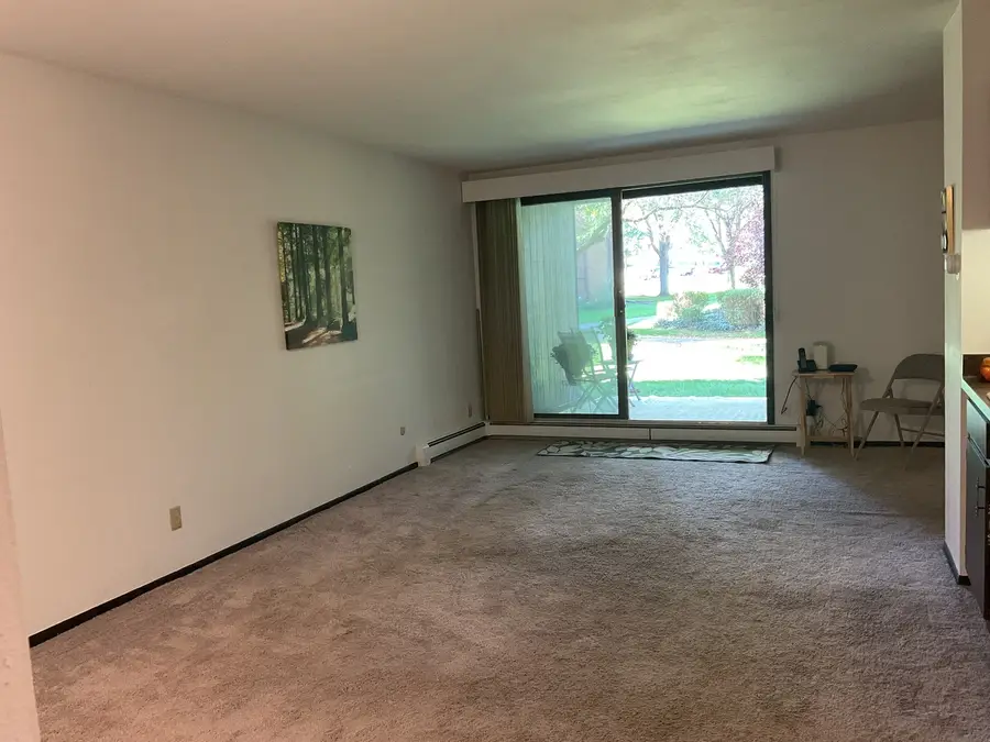 2929 Sunnyside Drive #127B, Rockford, IL 61114 - #3