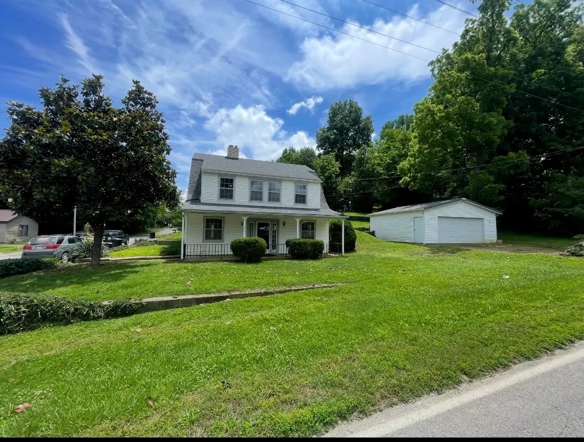304 S Adams Street, Golconda, IL 62938 - #1
