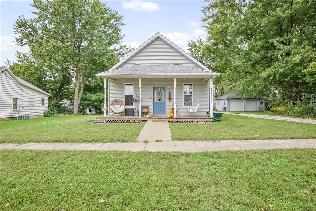 109 S Willow Street, Toluca, IL 61369 - #1